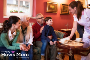 customer-experience-hows-mom customer-experience-hows-mom